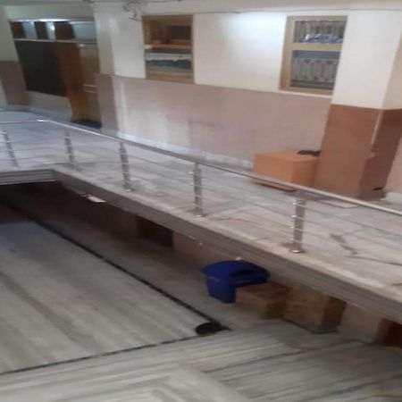 Oyo 81211 Hotel Janta Katra (Jammu and Kashmir) Kültér fotó