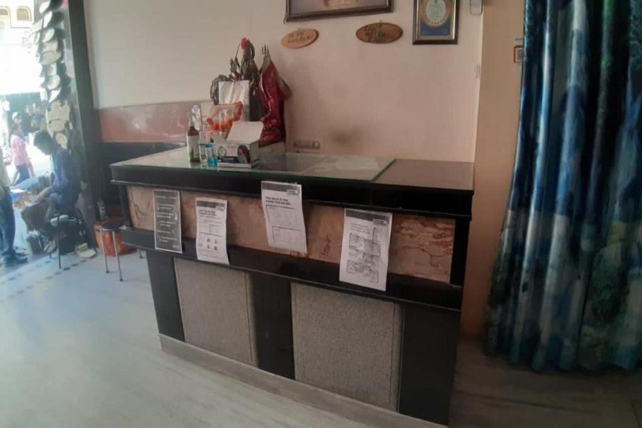 Oyo 81211 Hotel Janta Katra (Jammu and Kashmir) Kültér fotó